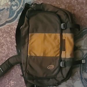 Timbuk2 backpack / soft sided crossbody briefcase